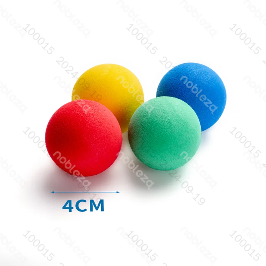 Pelota de cuatro colo